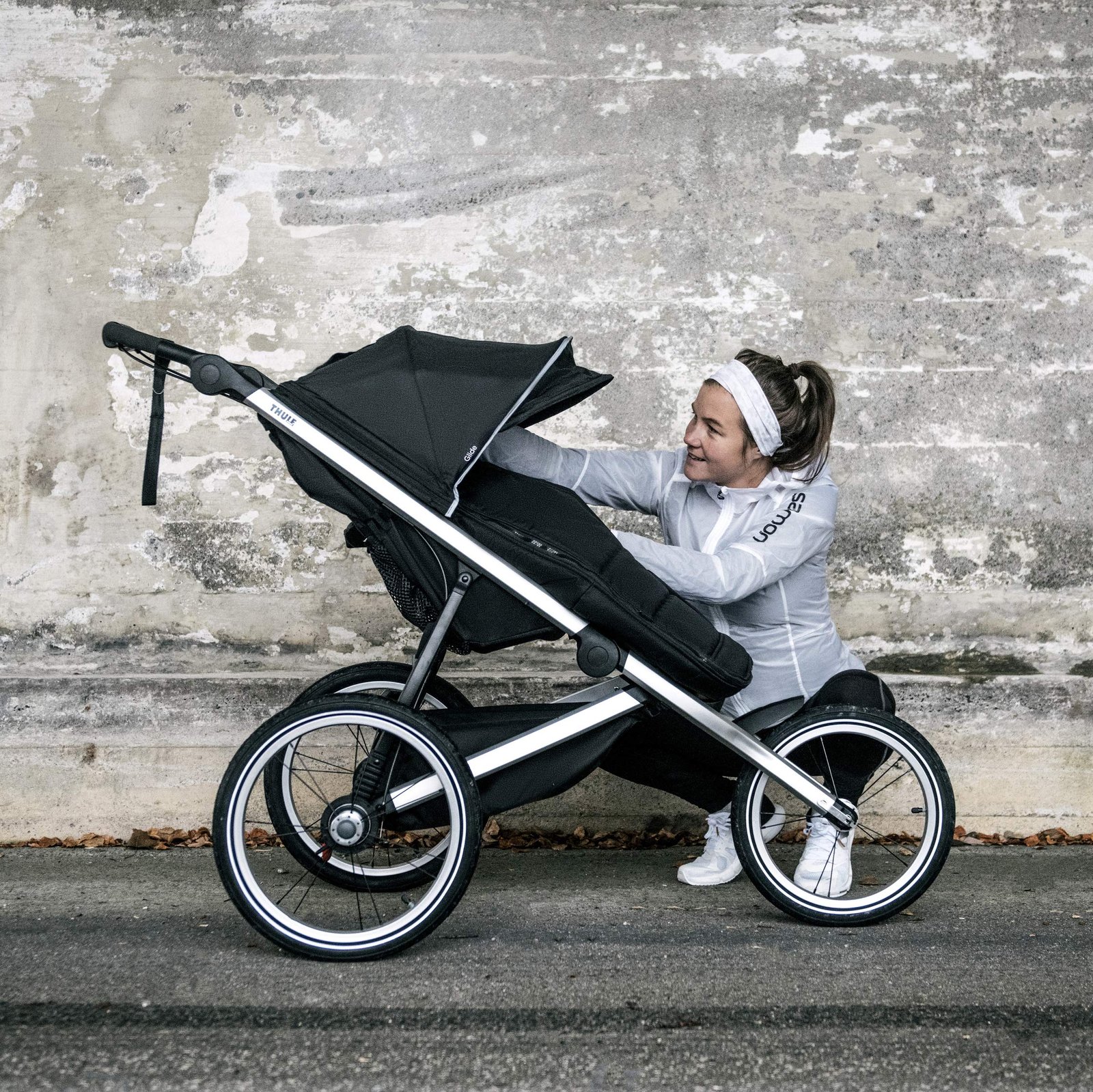Thule Glide Performance Jogging Stroller - Black/Blue