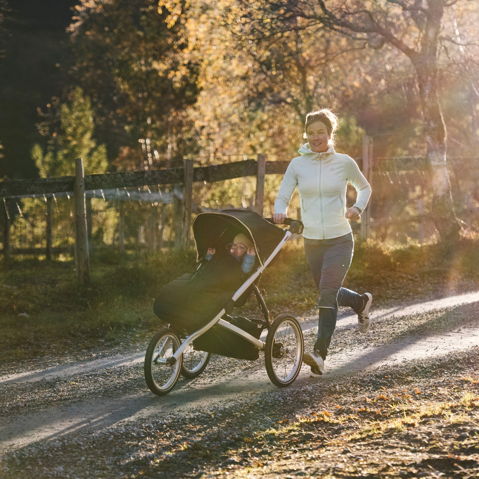 Thule Glide Performance Jogging Stroller - Black/Blue